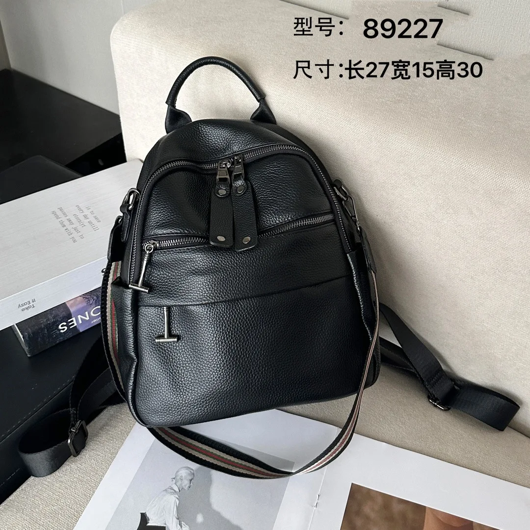 

Рюкзак женский 2025 новый городской модный простой повседневный повседневный рюкзак большой емкости на плечо