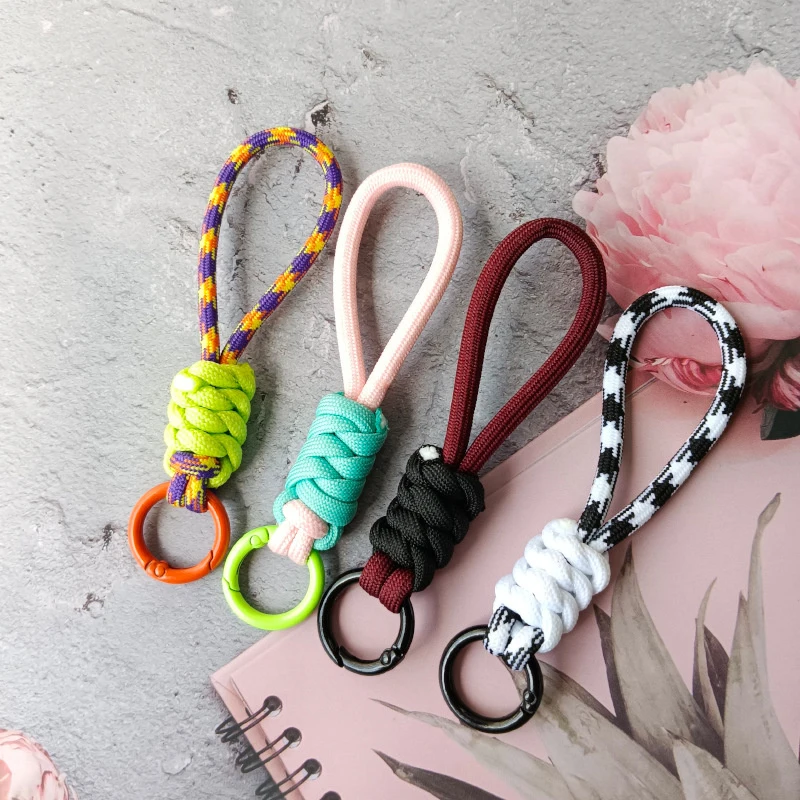 LLavero de cordón trenzado creativo para mujer, funda de teléfono, correa de cuerda de nudo antipérdida, llaveros de coche, accesorios de bricolaje