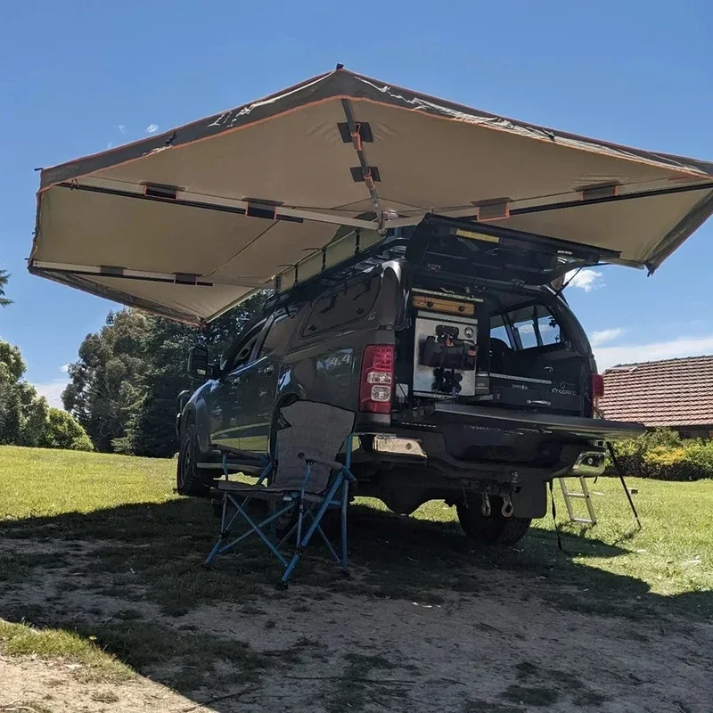

270 Degree Car Roof Awning Tent for Outdoor Sun Protection - Modern Design for Travel and Camping