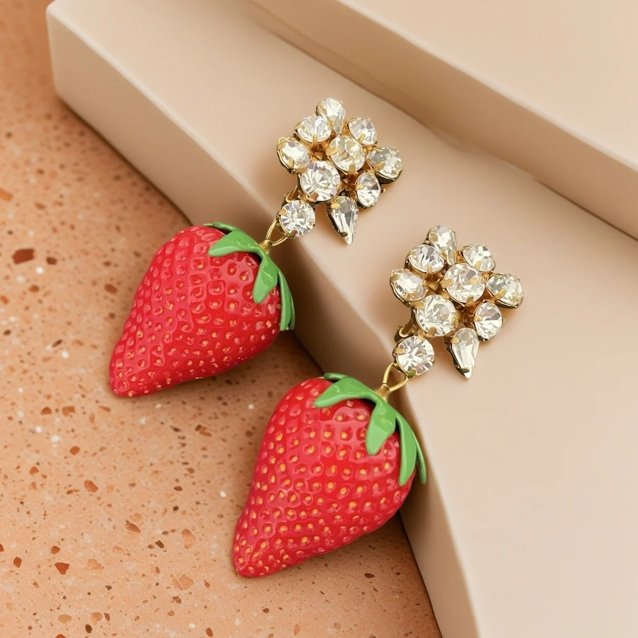 Yuri Ailey 3D Strawberry Drop Earrings for Women Sparkly Rhinestone Flower Dangle Earring Sweet Pendant Ear Cuffs Jewelry
