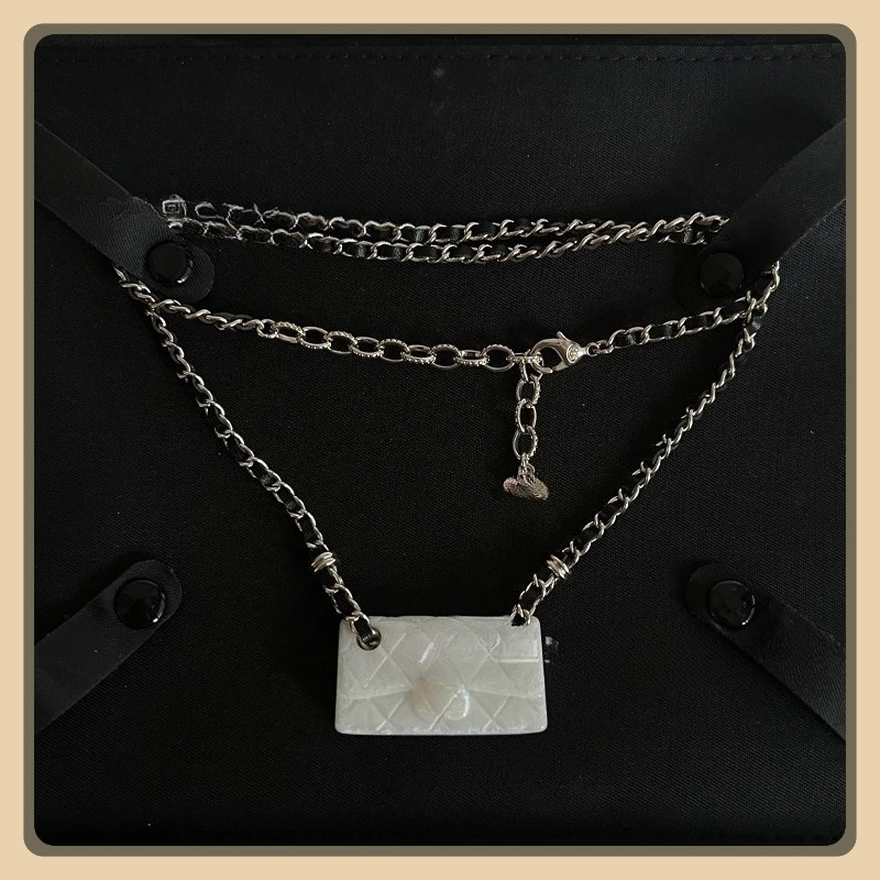 

Elegant Ladies' Bags, Banquets, Weddings Diamond Designer Stud Earings Earrings Earring Jewelry for Women for Girl Gift