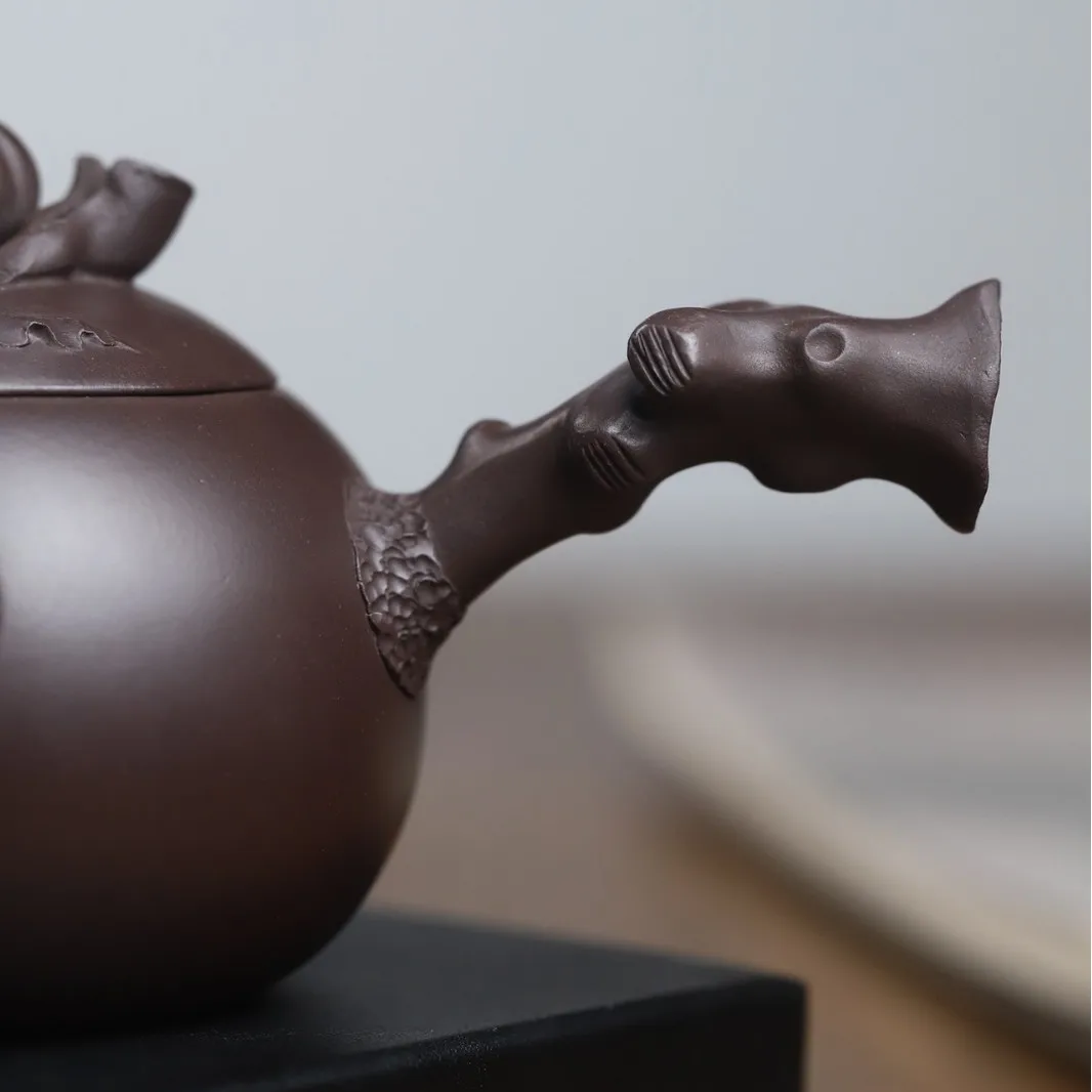 Yixing Clay Teapot Innovative Tea Set Hand-Decorated By Famous Artisans Made From Original Ore Old Purple Clay Horizontal