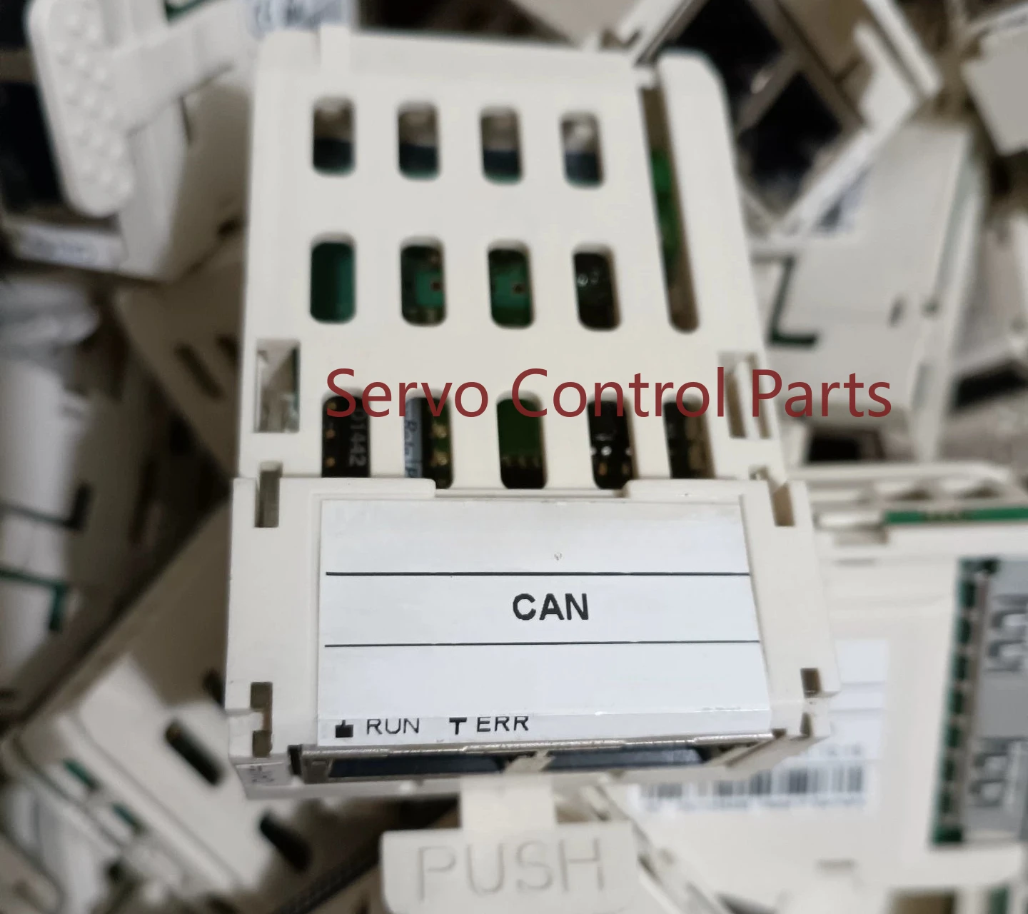 

VW3A3608 Хорошая рабочая 3-месячная гарантия, быстрая доставка