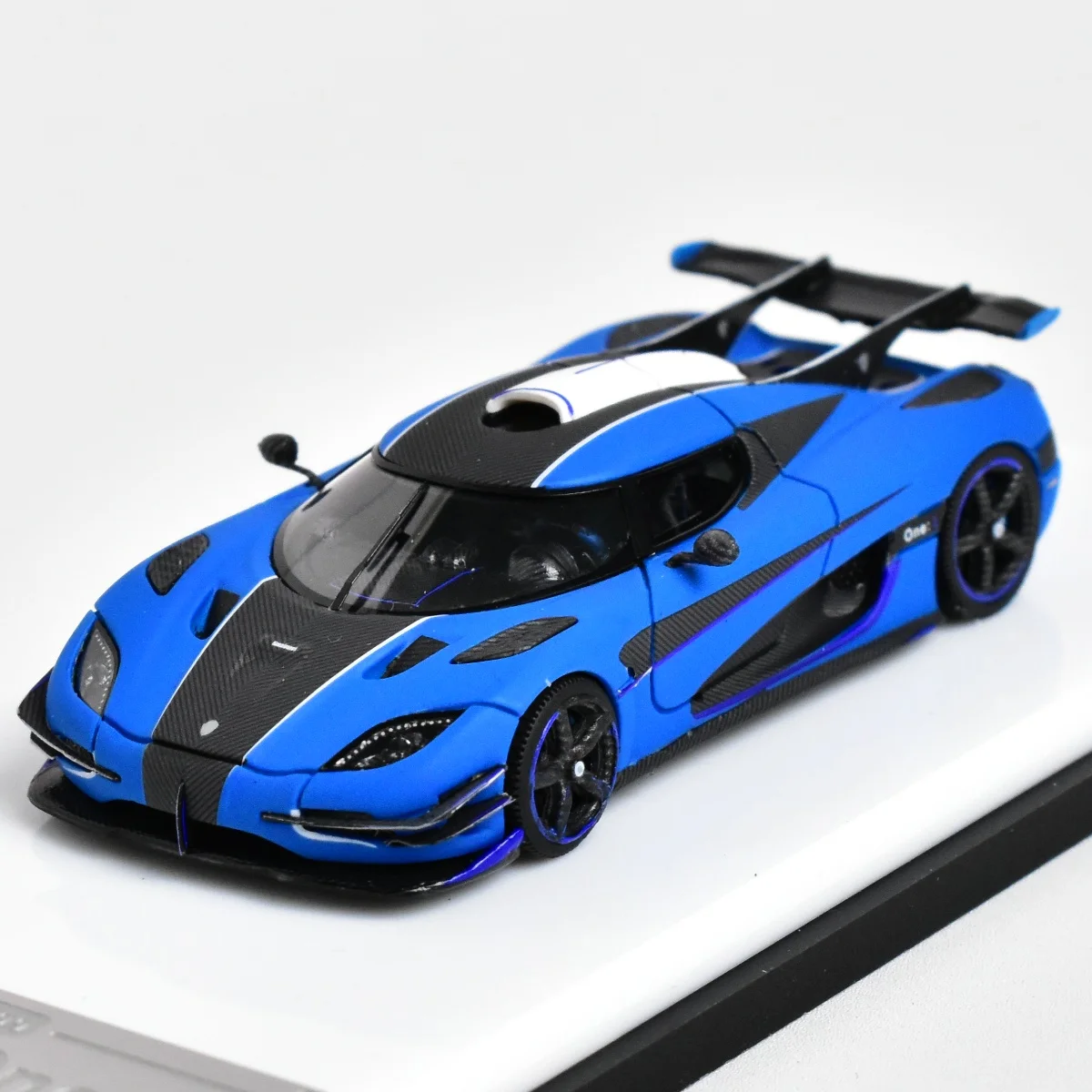 scalemini-smkoenigsegone1樹脂車モデル装飾、1-64