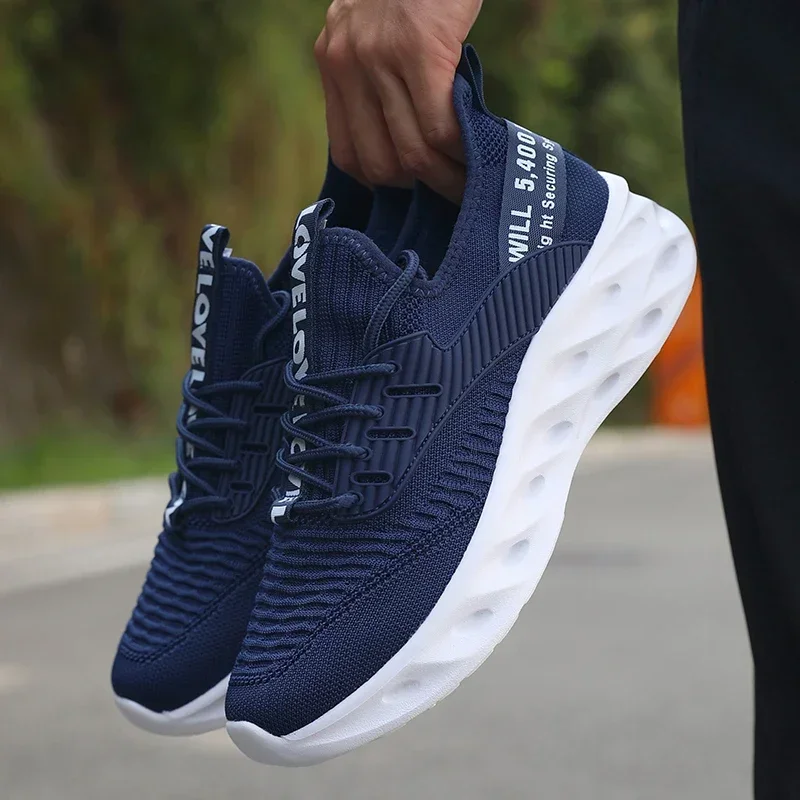 Neue leichte Herren-Laufschuhe, bequeme atmungsaktive Mesh-Sneaker, modische Herren-Freizeitschuhe, atmungsaktive Mesh-Schuhe – Detail 4