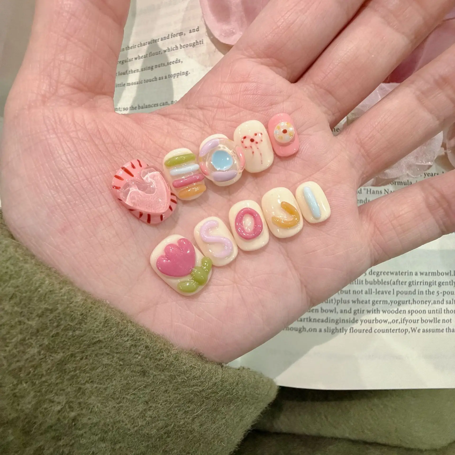 

10pcs Hand-Painted Handmade Nails Bows Floral with Alphabet Fake Nail Short Oval Press on Nail for Women&Girl False Nail Art
