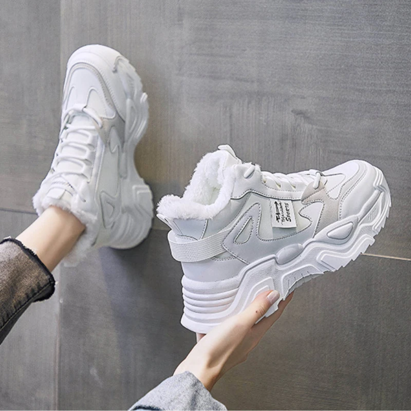 Woman Winter Sneakers 2022 New In Plus Velvet Keep Warm Platform Sports Shoes Women Comfort Snow Boots Female Chunky Sneaker