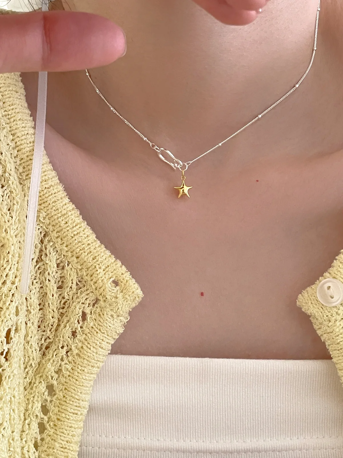 PANJBJ 925 Sterling Silber Goldene Stern Halskette für Frauen Schlange Knochen Kette Persönlichkeit Perle Anhänger Schmuck Geschenk Dropshipping – Detail 5