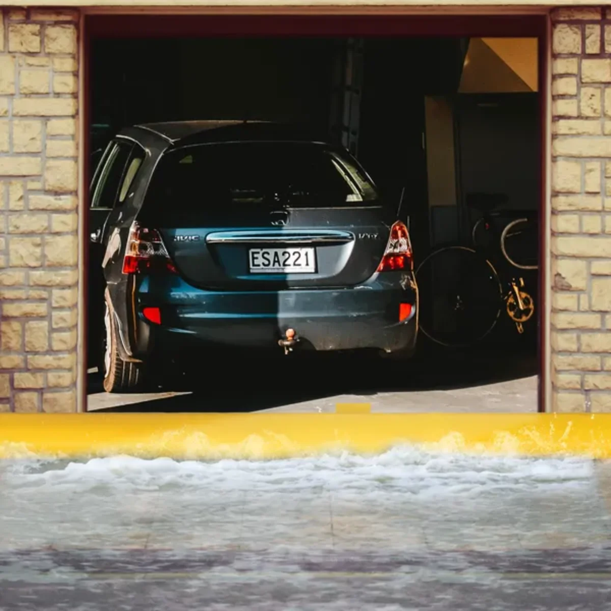 VEVOR 홍수 장벽 - 가정/문/차고용 24피트 L x 6인치 H 재사용 가능한 PVC 샌드백 대안