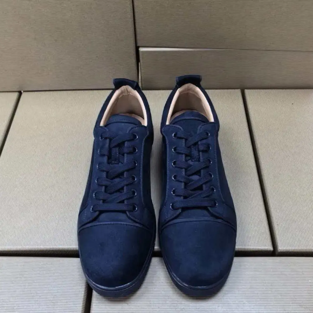 2026 New Men's Outdoor Low-cut Suede Casual Shoes High-quality Men's Breathable Lace-ups Increase Casual Shoes Men's Shoes