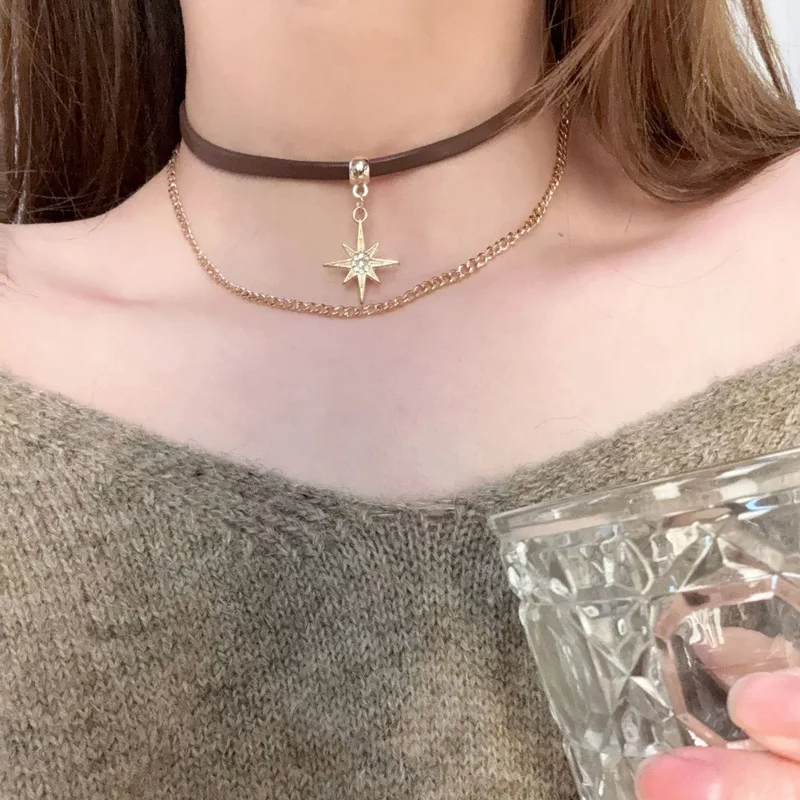 Brown Velvet Choker for Women Fashion Rose Flower Bow Star Sun Necklace Clavicle Lady Jewelry Accessories Girl Gift Barn Style