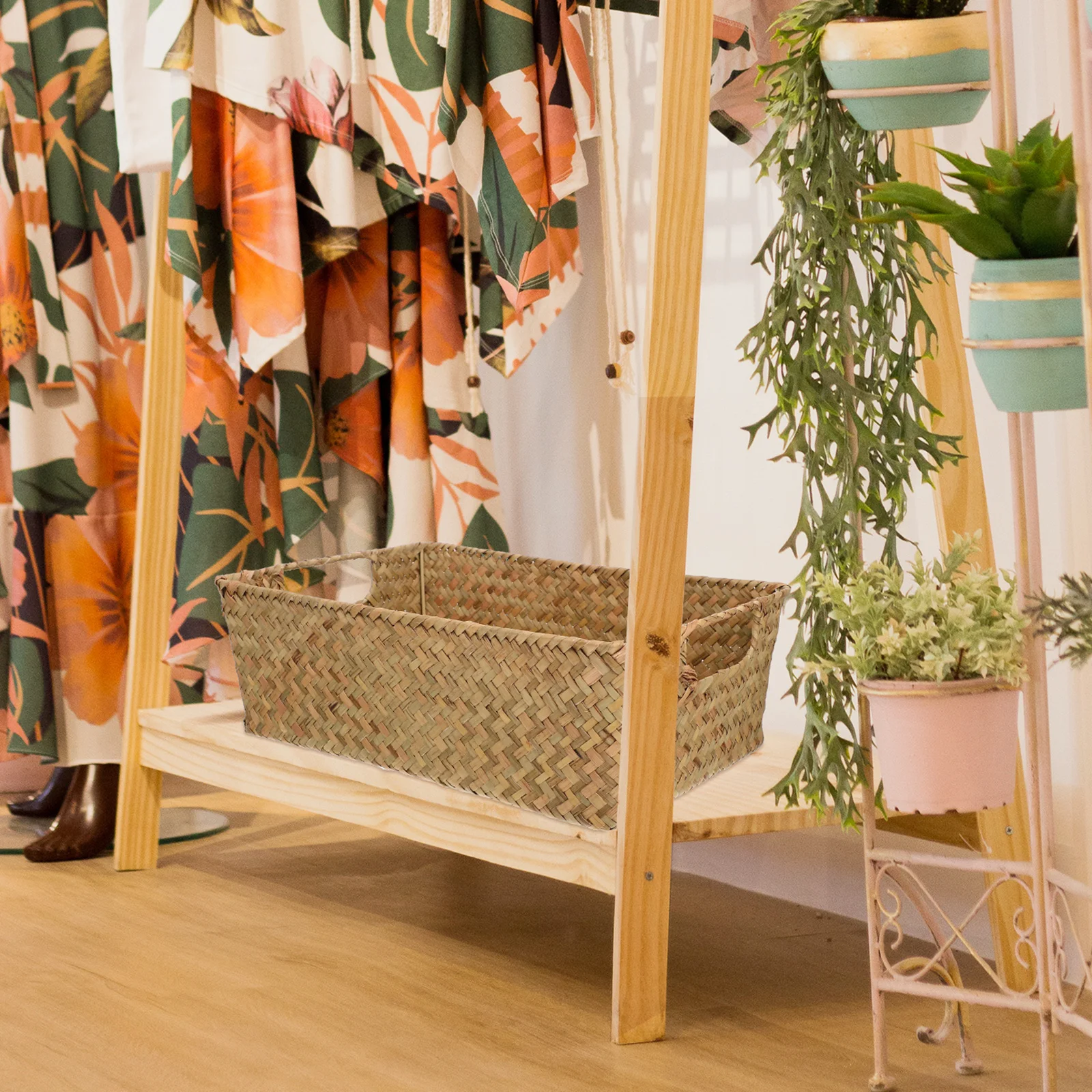

Mat Grass Bread Vegetable Woven Storage Basket Household Fruit Basket For Kitchen Home Cafe Use Natural Grass Material