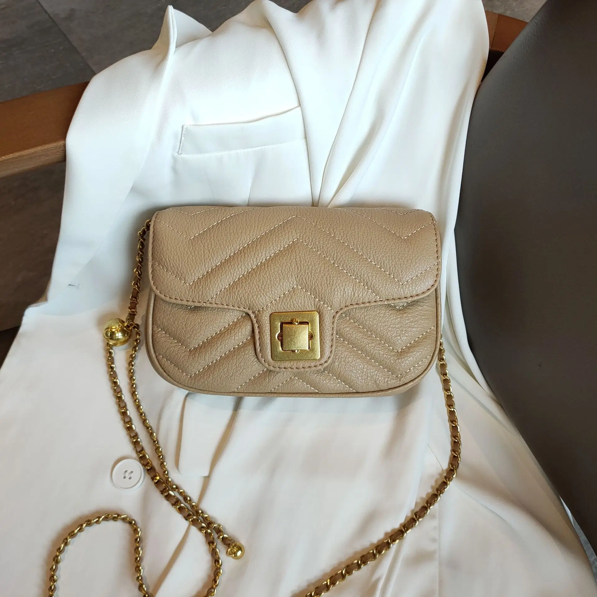 

2025 New Leather Women's Bag Chain Bag Female Shoulder Crossbody Good Quality Bag Fashion