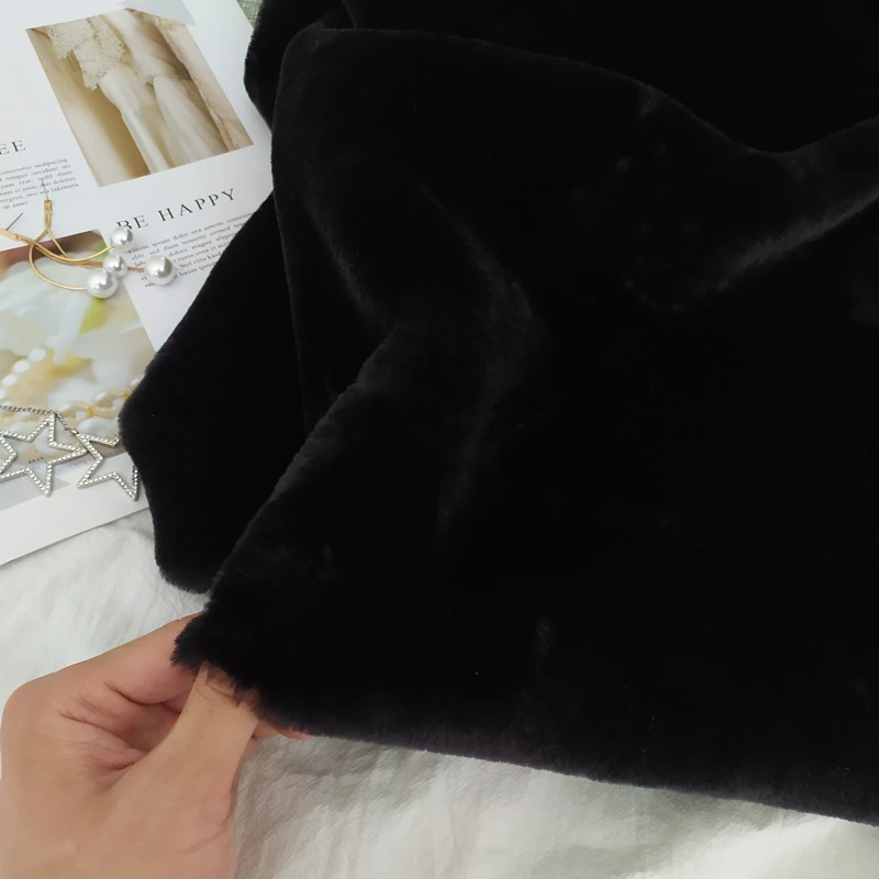 1 PCS Faux Fur Fabric Material 50 cm Width X 150 cm Length White and Black Short Fake Fur Fabric for Toys Cloth Accessories