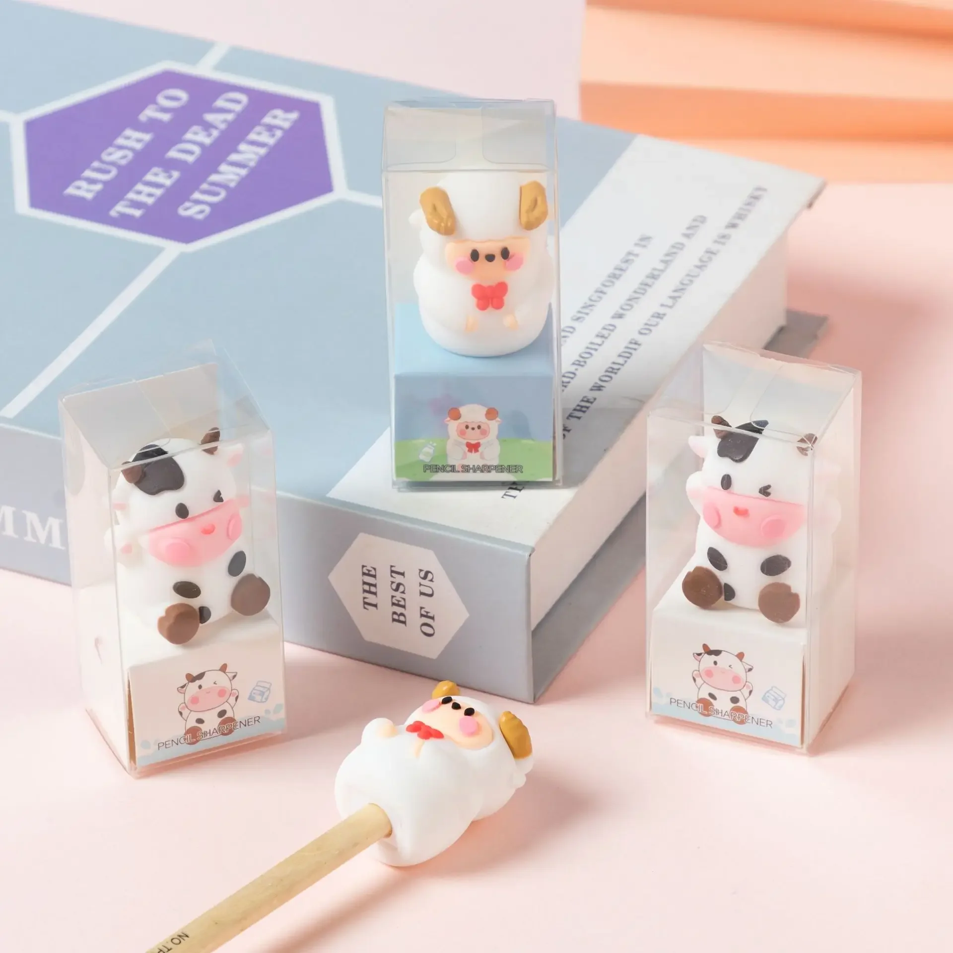 

40 pcs/lot Cute Animals Cow Pencil Sharpeners Mini Portable Stationery School Office Supplies For Students Gift Kids Wholesale