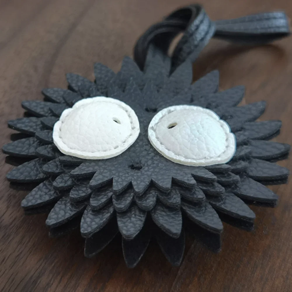 Black Coal Ball Leather Keychain for Women Bag Pendant Cute Simple Personality Female Tide Cute Little Coal Ball Bag Accessories