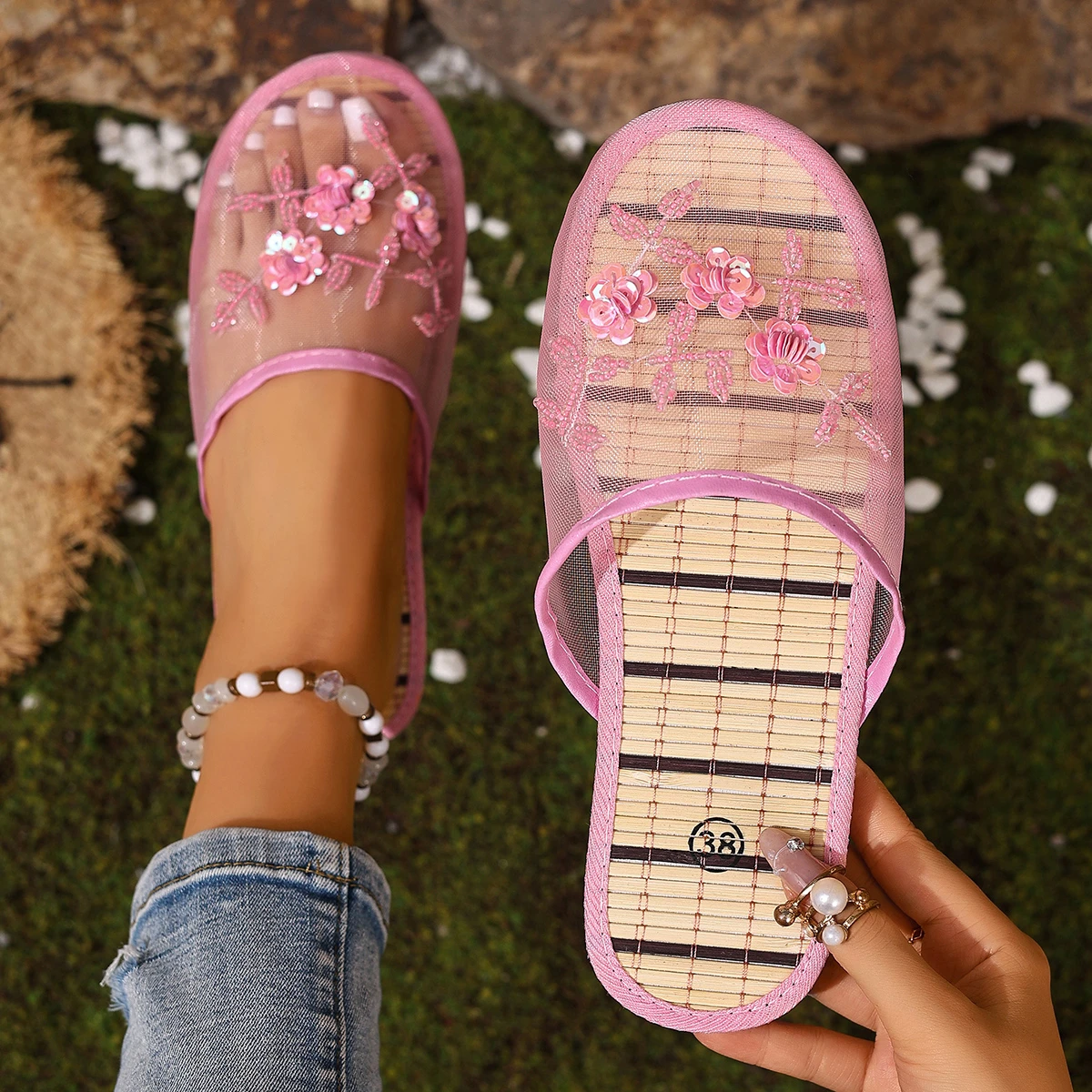 Women Slippers Summer Lightweight Slippers 2026 Sequin Flat Shoes Mesh Breathable Slides Women Casual Flower Mesh Baotou Sandals