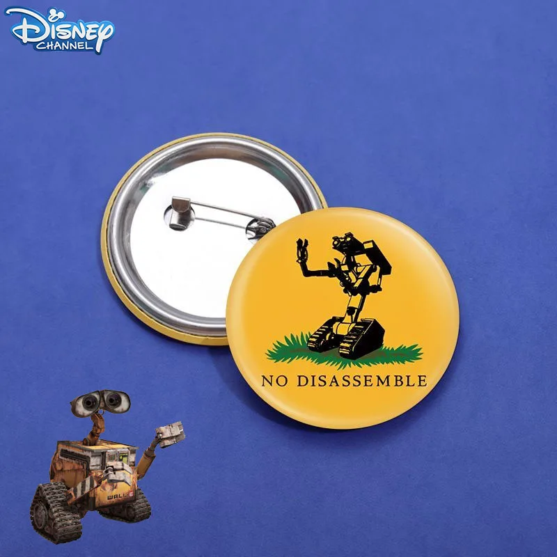 

Anime Disney Robot Mobilization Peripheral Brooch Cartoon Wall-E Round Tin Metal Badge Pin Clothes Backpack Accessories Gifts