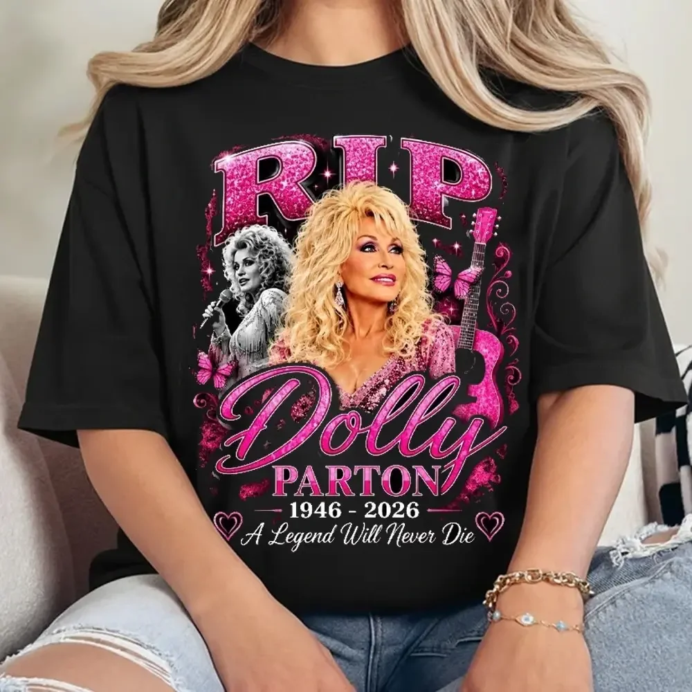 2026 Vintage Memorial Graphic TshirtDolly Parton Double Portrait Pink Glitter Letter Guitar Butterfly Casual Short Sleeve Tee