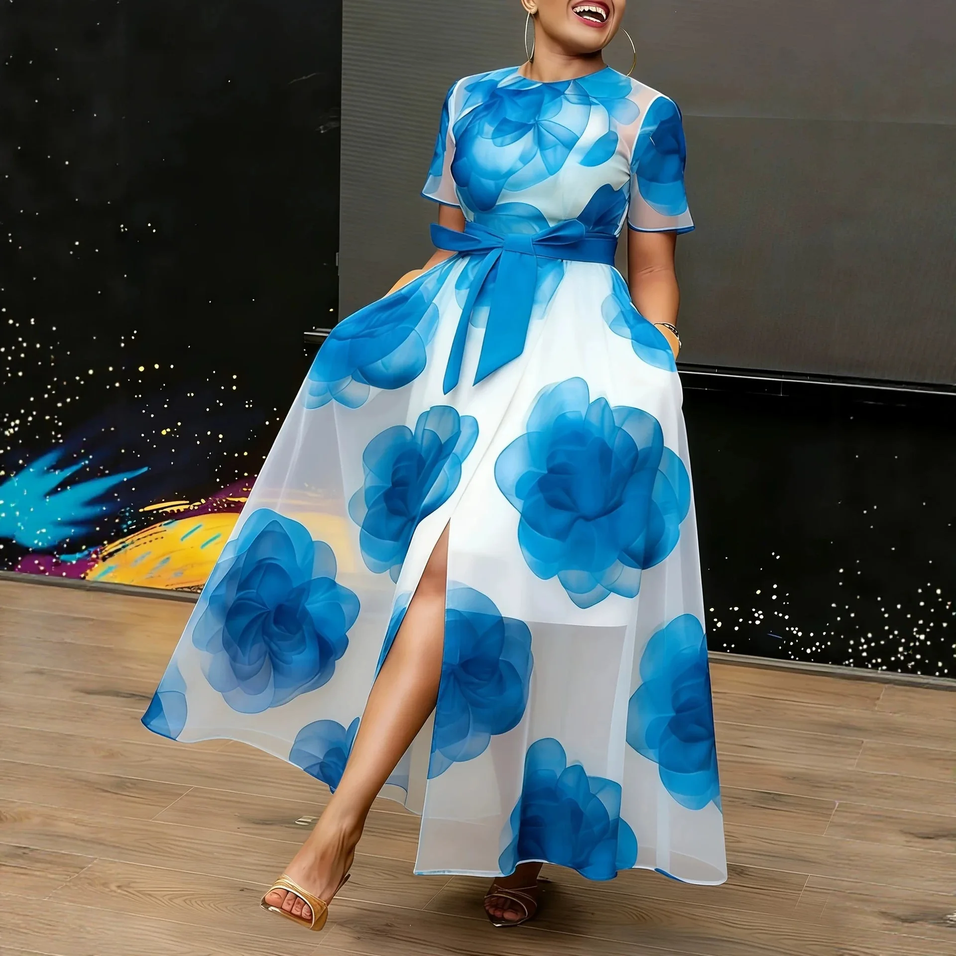 Damen Chiffon-Maxikleid mit Blumenmuster, Rundhalsausschnitt, Kurzarm, Gürtel, A-Linie, Fließender Saum, Elegantes Partykleid mit Tasche