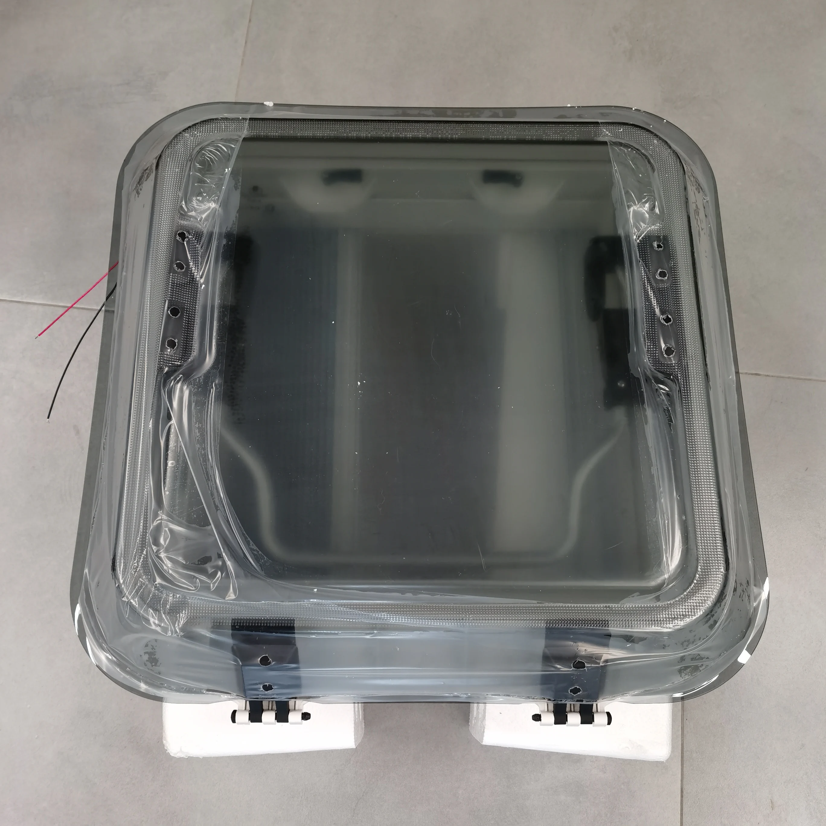 

H70159 Кемпер Трейлер Аксессуары для автофургонов Анти-желтение 400*400 мм автомобильный световой свет Окно автомобиля