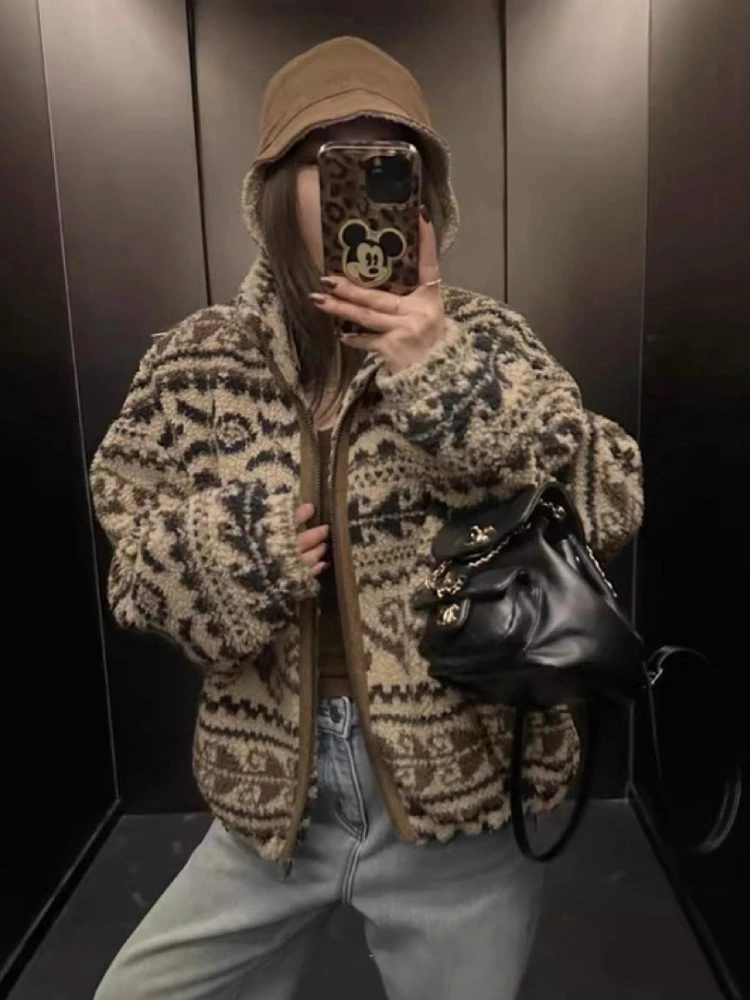 

Korean Style Winter Women Coats Warm 2025 Plush Fleece Lined Coats Thick Outerwear Oversized Casual Everyday Wear Woman Clothing