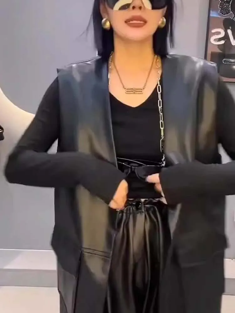 

Trendy Irregular Design Svel Women's Vest Jaet Outerwear Leather Material Commute Sle One Button Closure Mid-Length