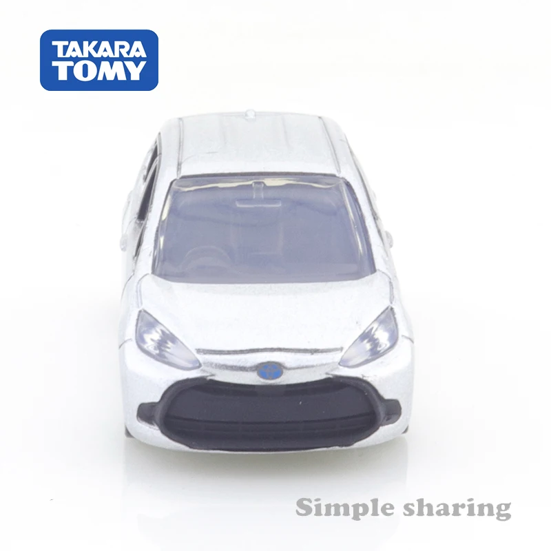 Takara Tomy Tomica No.34 Toyota Aqua 1/59 Car Model Reproduction Series Children Christmas Gift Boys and Girls Toys