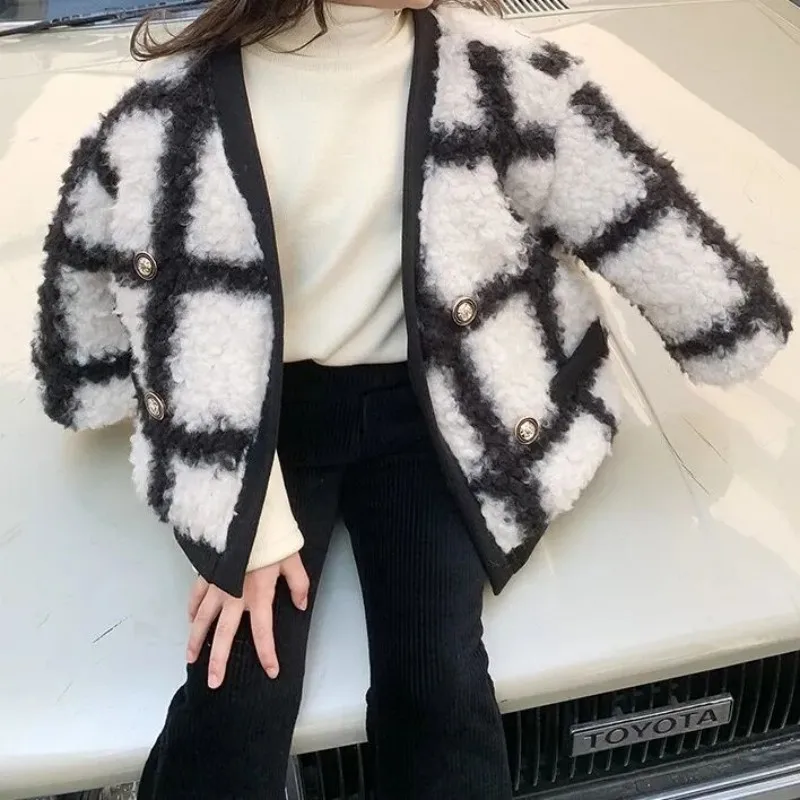 Girls Jacket outerwear autumn and winter new style children\'s stylish plaid lambhair cotton clothes baby thick warm coat