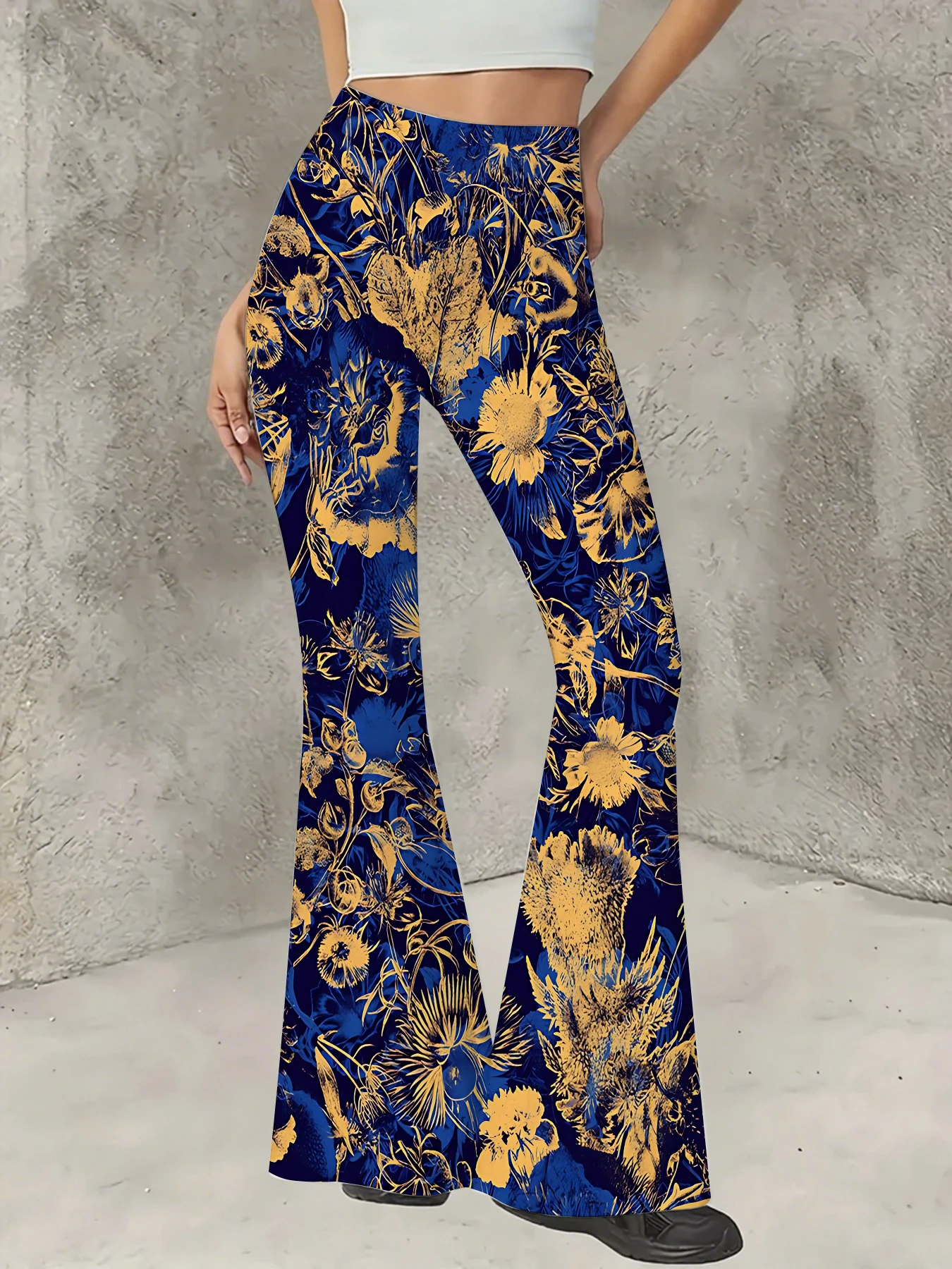 

Women's All-Over Print Flared Leggings Stretchy High Waist Bell Bottom Pants