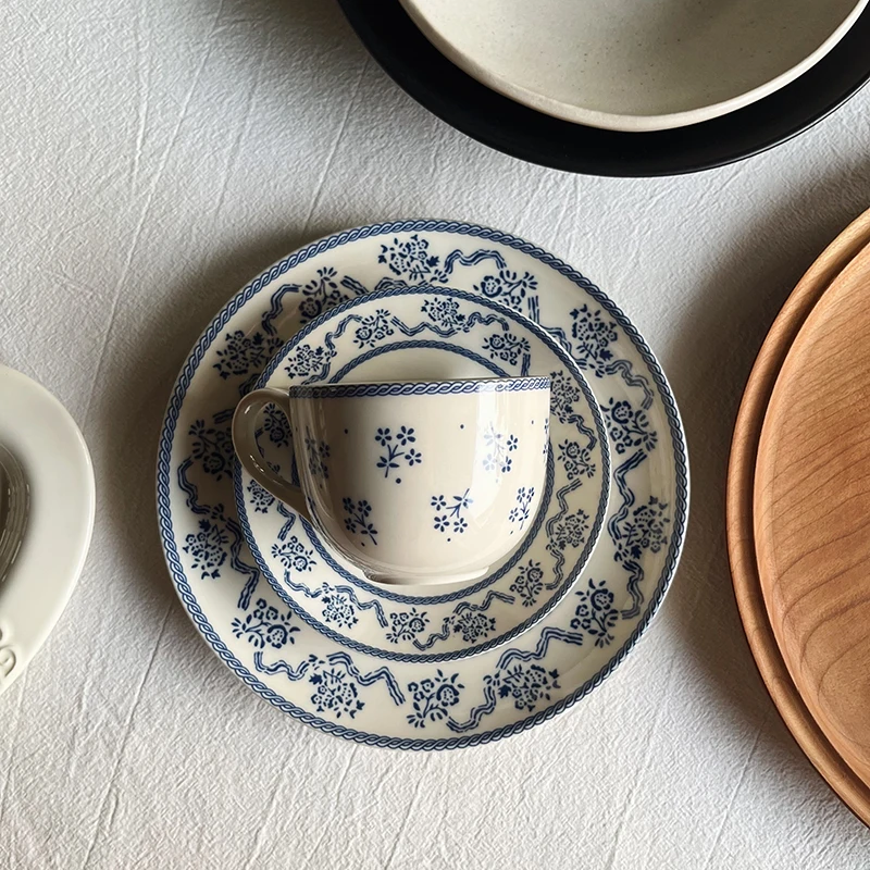 Vintage Ceramic Coffee Cup and Saucer Set, European Style Tea Cups, Blue and White Tea Mug, Afternoon Tea Water Mugs