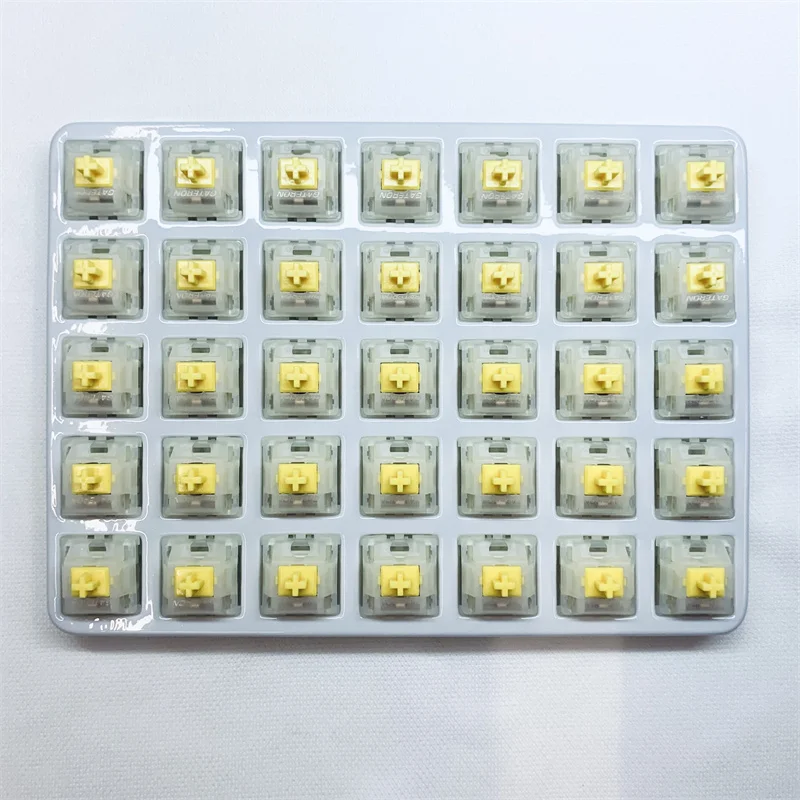 Gateron Milky Yellow Pro Switch 5pin المصنع الأصلي تزييت الخطية يشعر الأحمر التبديل 50gf للوحة المفاتيح الميكانيكية