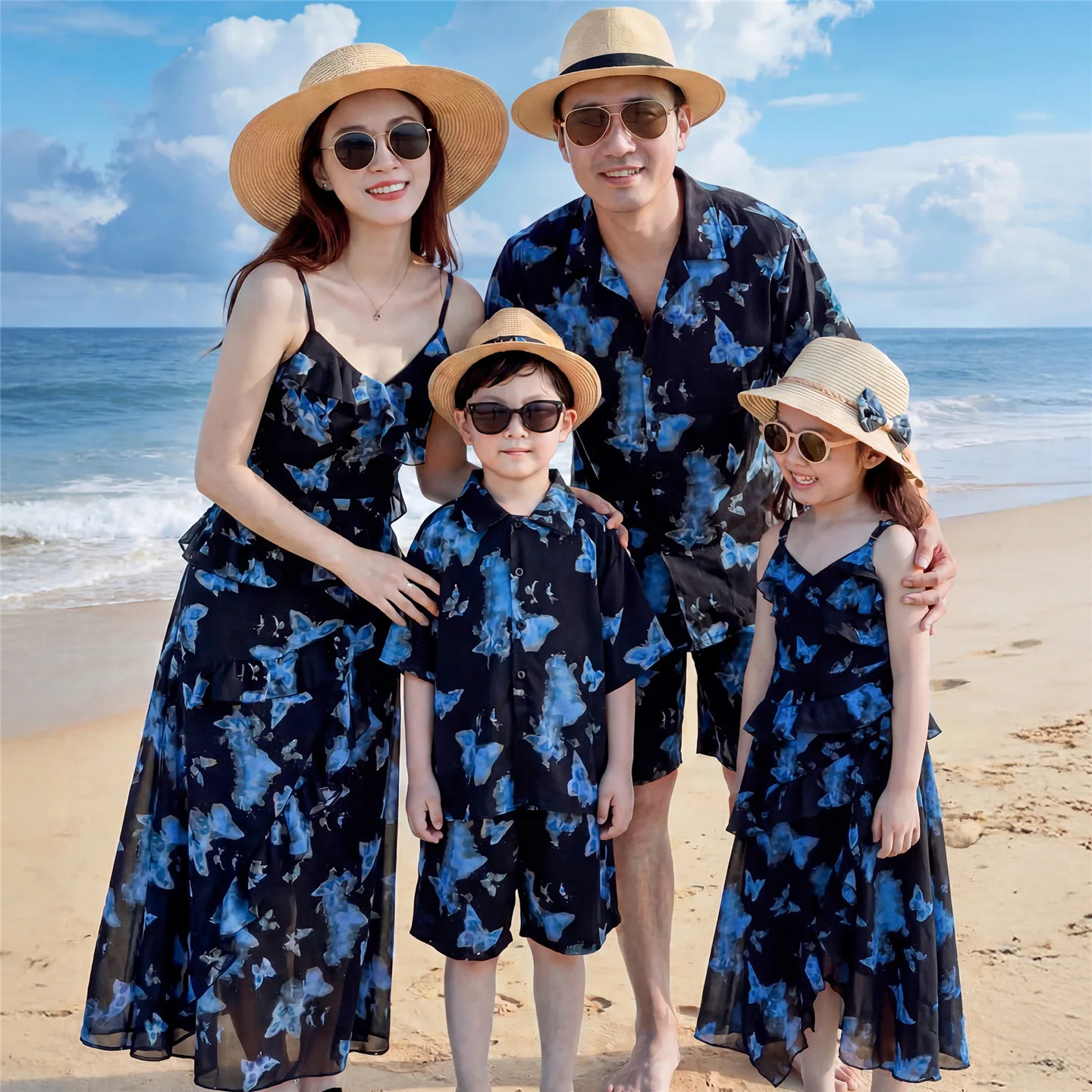 2026 Summer Butterfly Print Family Matching Outfit Mom Daughter Dress Dad Son Shirt Shorts Set Beach Vacation Clothes for Family