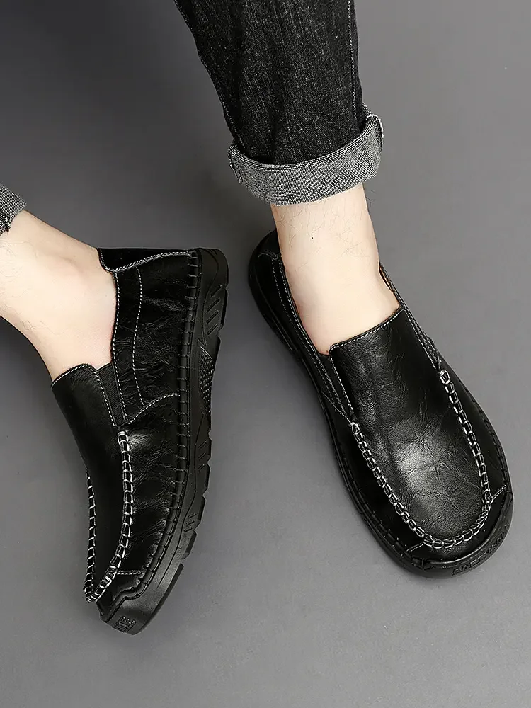 Sapato de couro para slip-on masculino, sola macia, antiderrapante, feito à mão, casual, trabalho, preguiçoso, novo, primavera, outono, tamanho grande, 2024