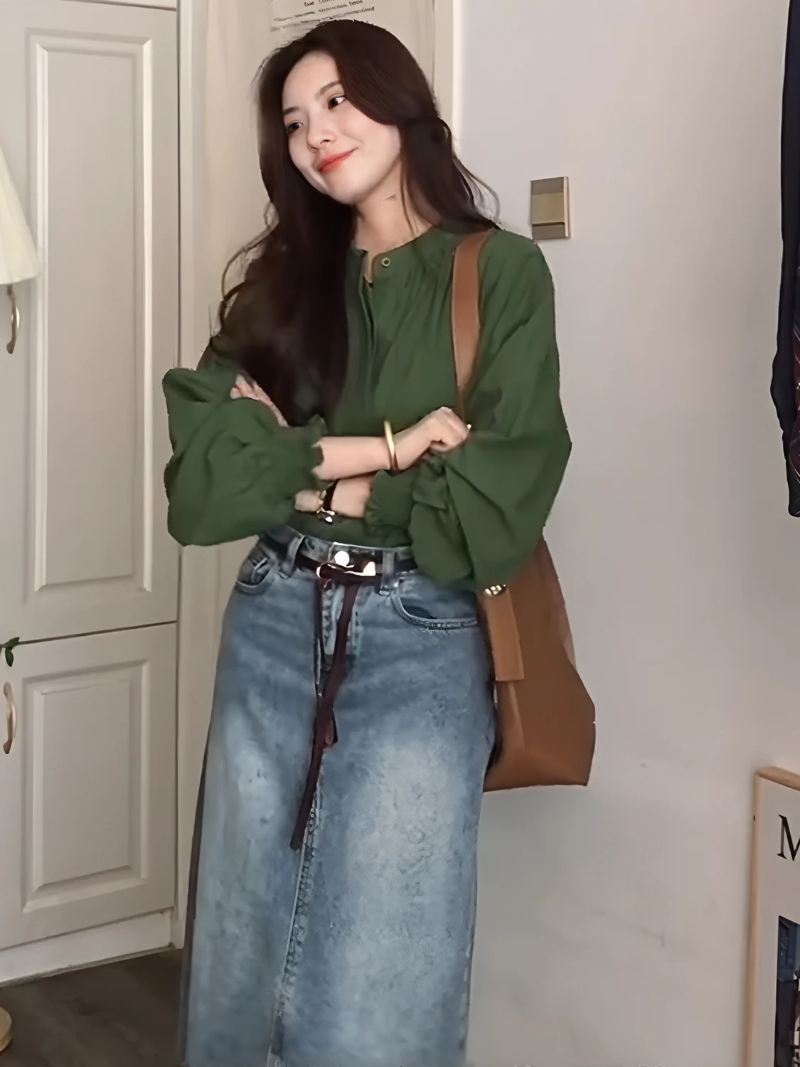 

Retro Korean Green round Neck Lantern Sleeve Shirt Women's Loose Slimming Spring Fashionable Thin Top Ladies Shirt