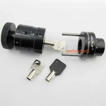 Four Sizes Tubular Computerized Key Cutting Machine Cutters South Korea KLOM Portable Plum Key Copier