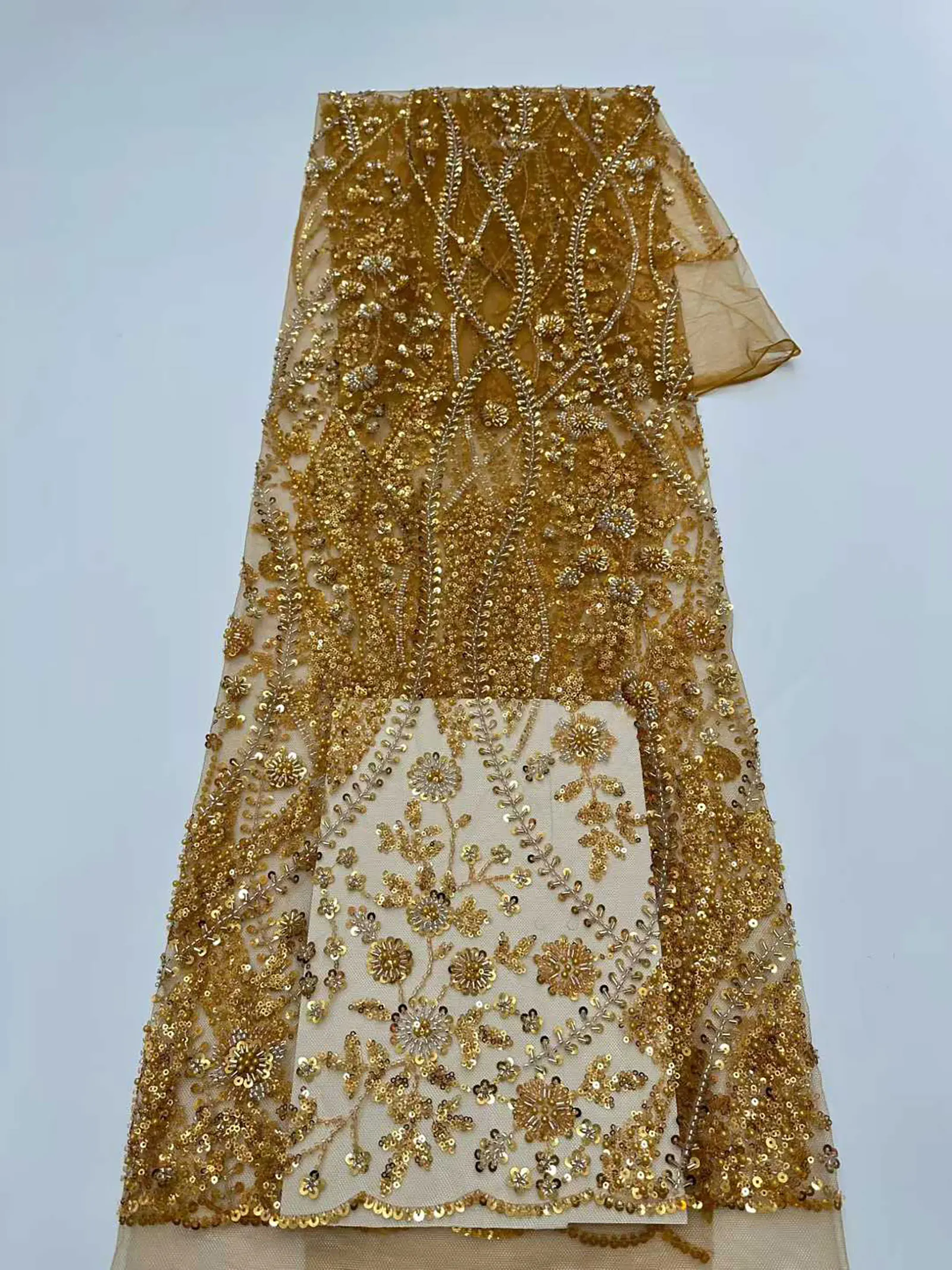 2026 Neues Design Afrikanischer Perlen-Spitzenstoff Hochwertige Französische Pailletten-Spitze Lila Nigerianischer Party-Hochzeitskleid-Stoff zum Nähen – Detail 12