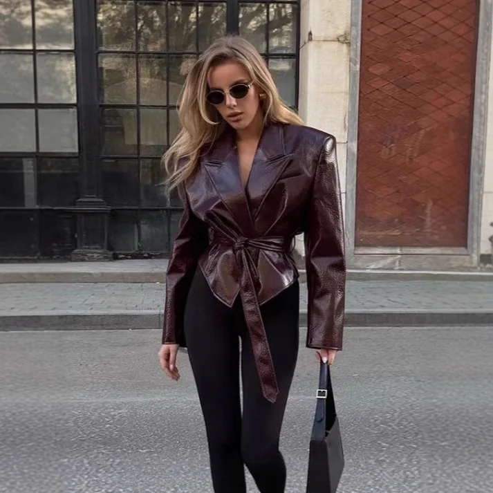 Stylish 2025 Autumn Motorcycle Cool Fashionable Leather Jacket Women's Coat Thick Cotton Material Regular Length O2O Sales