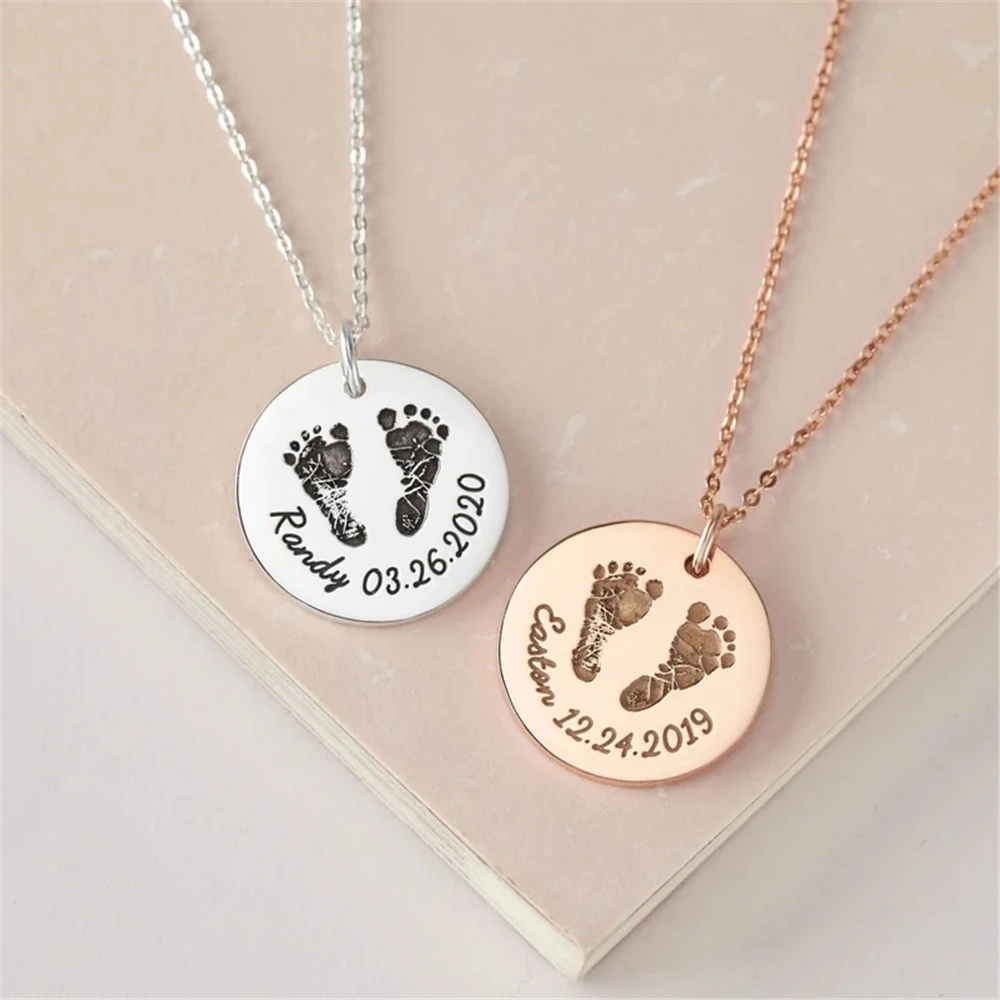 Personalized Engraving Baby Footprint Name Custom Necklace for New Mom Gift High Quality Stainless Steel Choker Necklace