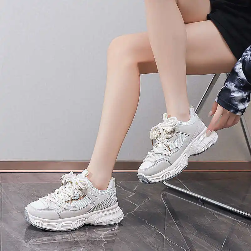 Natural Leather Anti-skid Shose Sport Skateboarding Shoes Black Shoes Sneakers For Women Tenisse Shose Industrial Sewing
