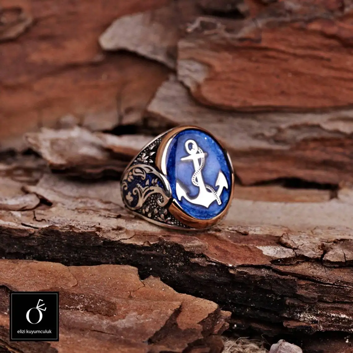 Mat Cross Turquoise Pria yang Modis Memakai Cincin Batu Permata Buatan Tertanam Paduan Trendi Kondisi Baru