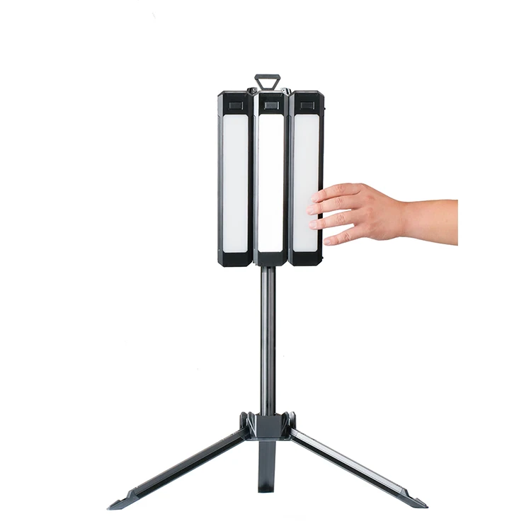 Tragbare Lumen-LED-Campingleuchte im Großhandel mit klappbarem Ständer und Stativturm