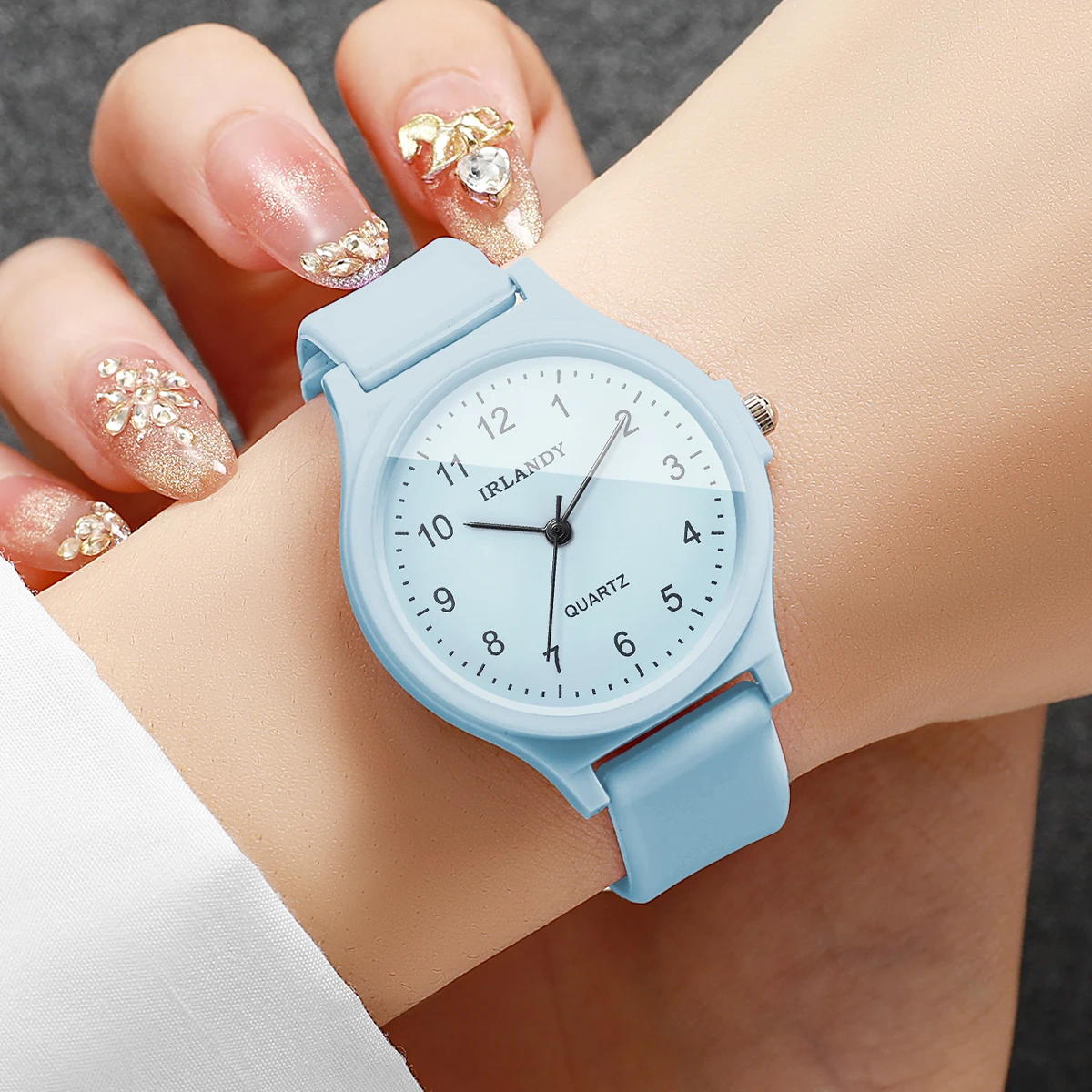Simple Arabic Dial Women Quartz Watch Fashion Silicone Strap Wristwatches for Girls Clock Reloj Mujer  (Without Box)