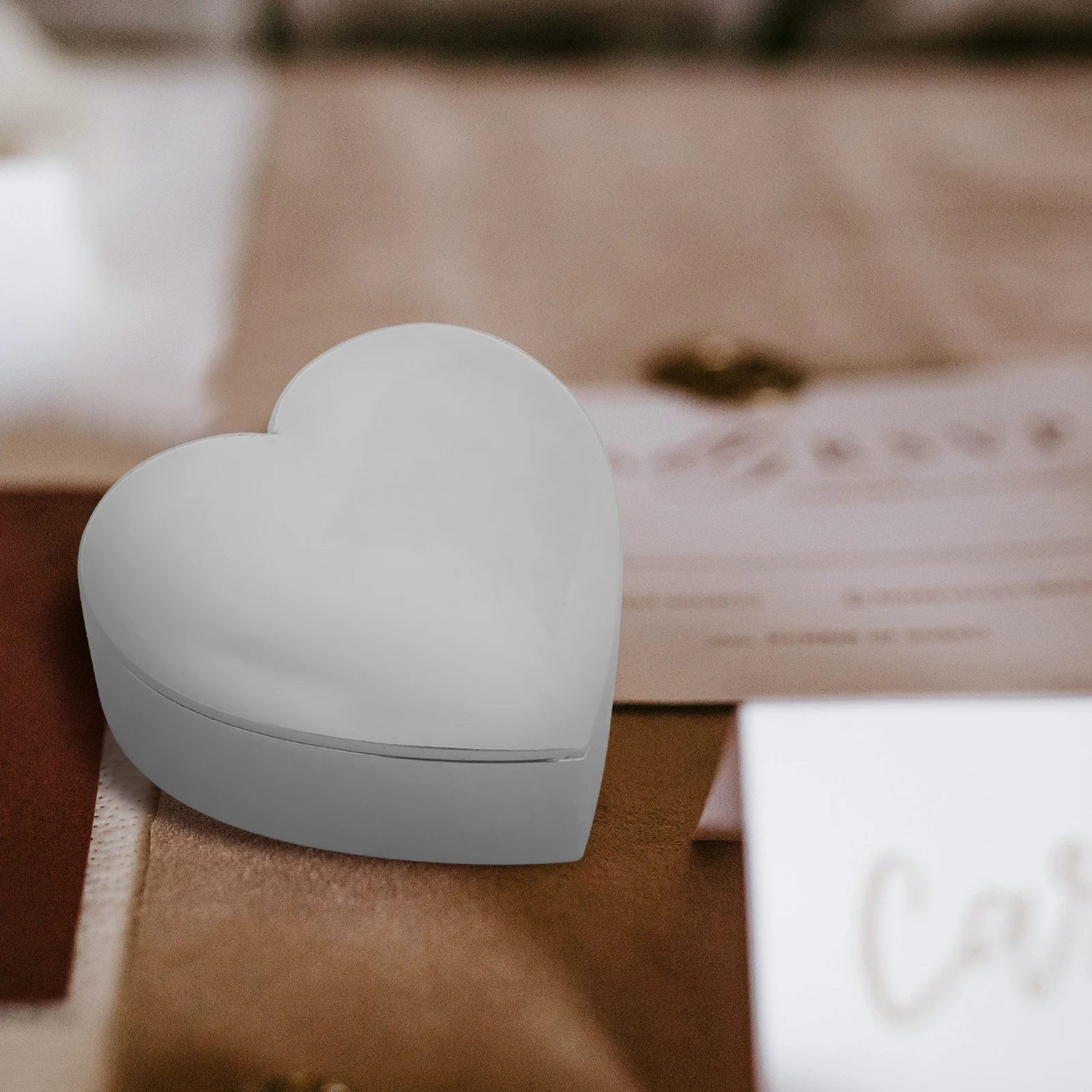 

Heart Shaped Jewelry Box Metal Ring Holder for Wedding Zinc Alloy Travel Case Lightweight Storage Solution Pretty Box