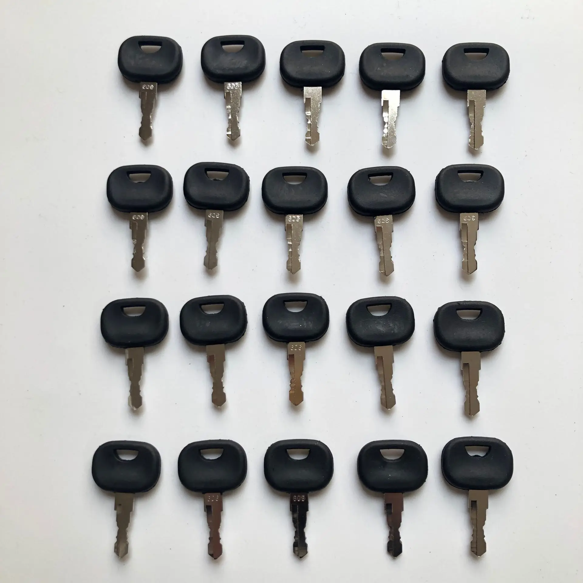 20 PCS 606 Ignition Key For Liebherr John Deere Track Loader Heavy Equipment Starter