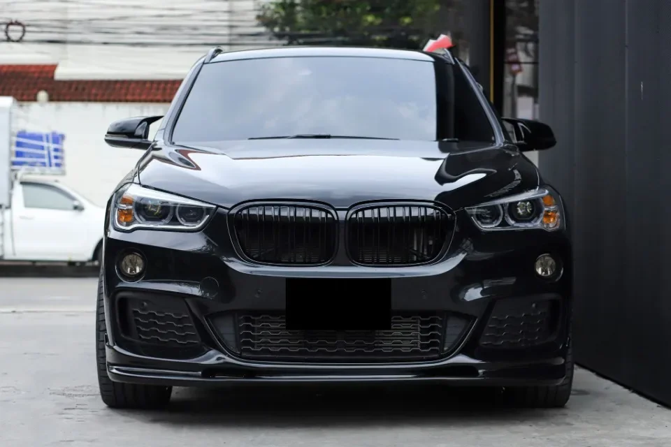 XVIP glänzende schwarze Diamanten-Stil Frontstoßstangen-Nierengitter für BMW X1 F48 F49 2016–2019. Oberes Racing-Gitter im glänzenden Linien-Stil – Detail 25