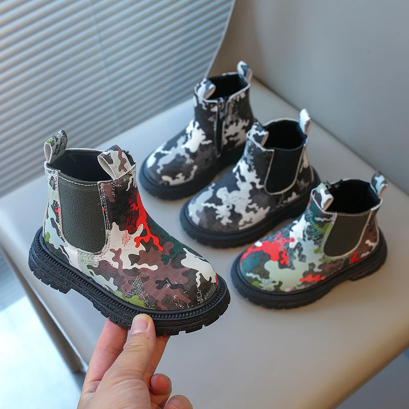 

Children's Fashionable Short Boots, Camouflage Graffiti Shoes, New Spring and Autumn Styles, Girls' Boys' Casual Leather Boots