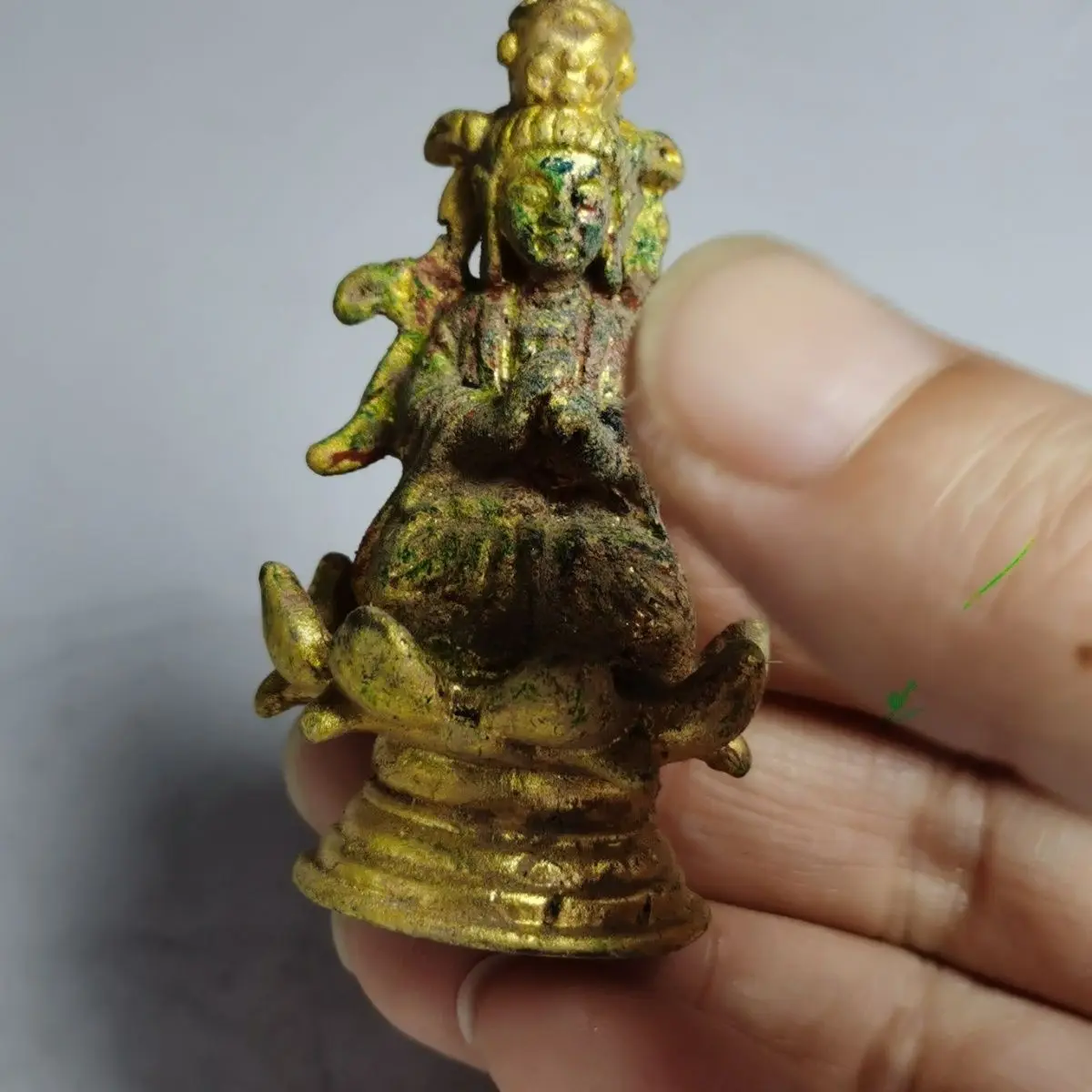 Anjali Mudra Bodhisattva Seated Lotus Ornament Decoration Tea Pet Figurines Desk Decor Accessories