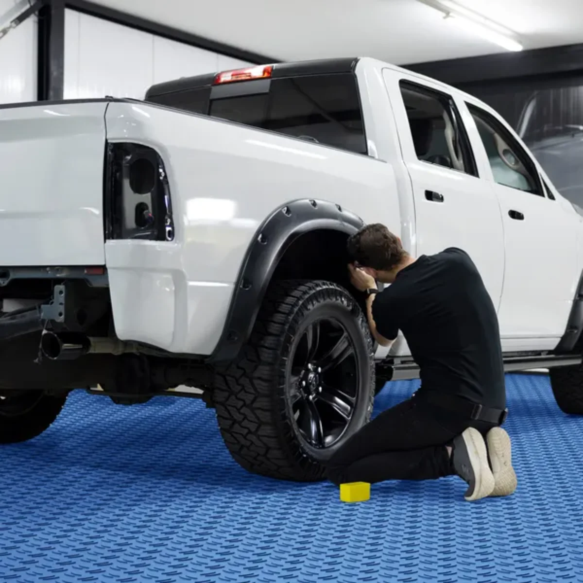 VEVOR ガレージ連動フロアタイル、12x12x0.53インチ、50パック、滑り止め両面、ブルー