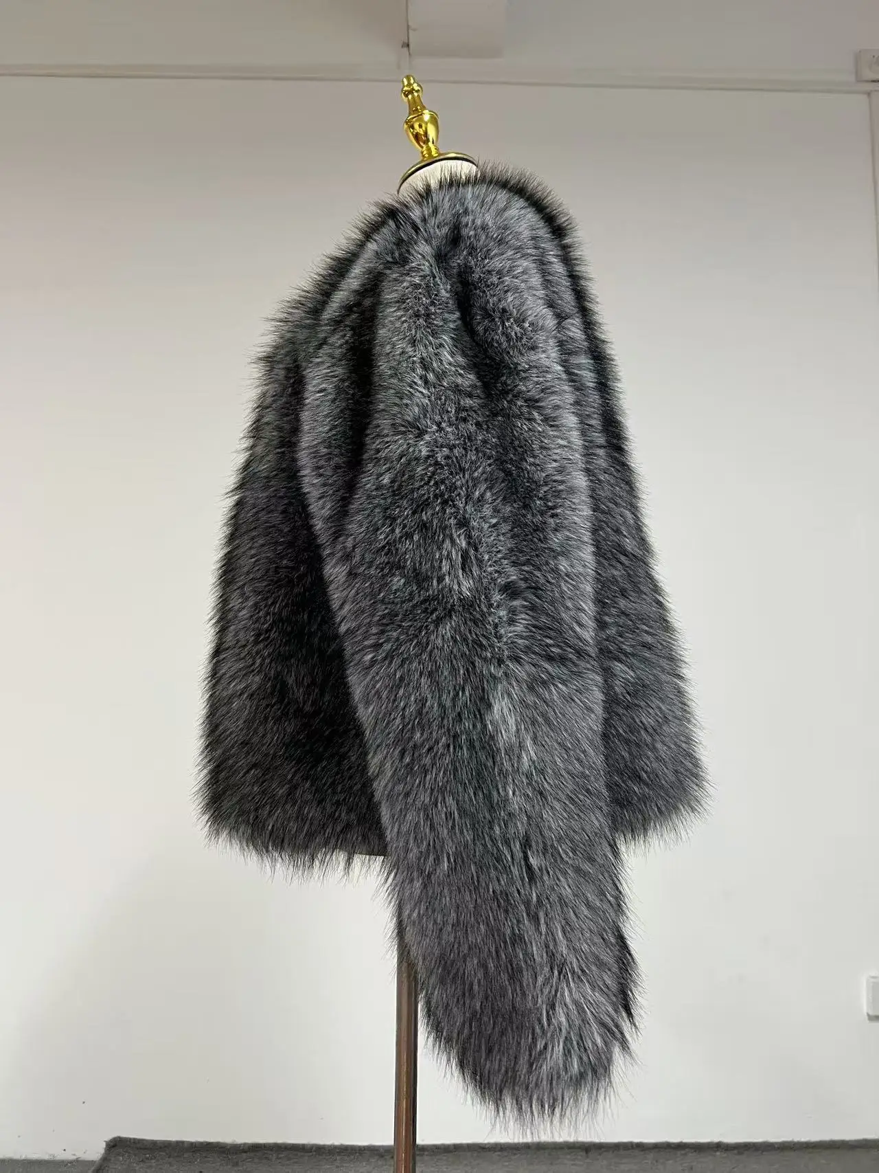 Manteau en fausse fourrure de renard rouge entier pour femmes, Style européen et américain, vêtements d'extérieur de luxe élégants sur mesure dans des couleurs riches, veste naturelle